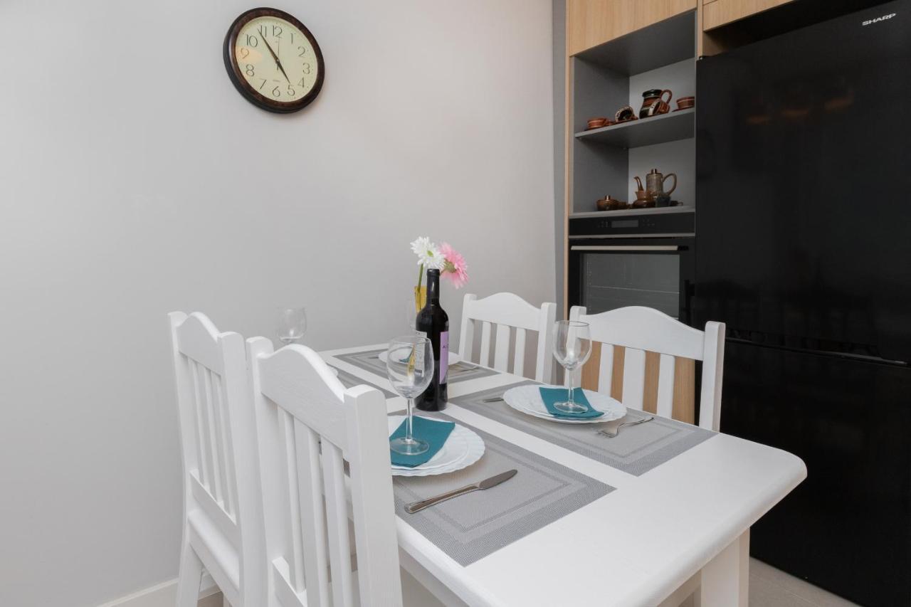 Gdanska Two-Bedroom Apartment Brzezno Beach By Noclegi Renters Exterior foto